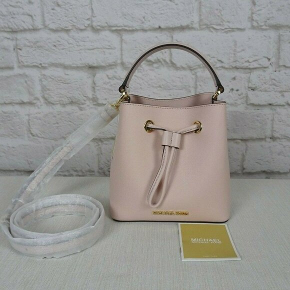 NWT Michael Kors Suri Small Crossbody Bucket Bag Powder Blush Pink Saffiano - Picture 3 of 15